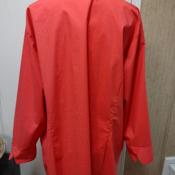 NWOT Riders by Lee Easy Care Blouse Coral Colored - Picture 3 of 4